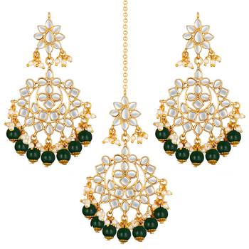 Faux kundan green pearl chandbali earrings with maang tikka jewelry 4
