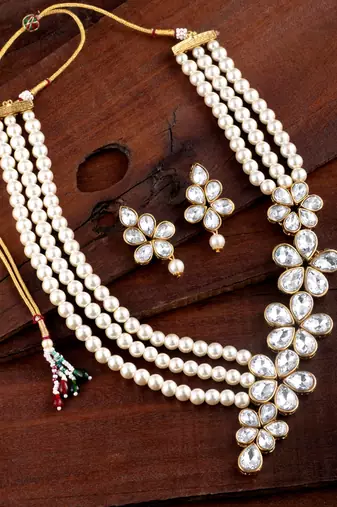 Women's floral crystal pearl necklace with drop earrings jewelry set