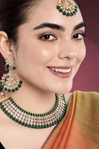 Women's faux kundan pearl necklace with earring maang tikka bharatanatyam