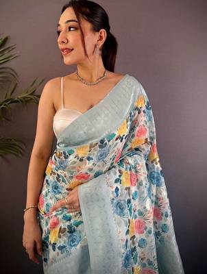 Multicolor floral zari silk blend handloom banarasi saree 4