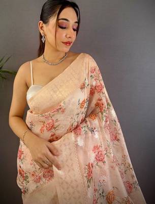 Peach floral zari silk blend handloom banarasi saree 4