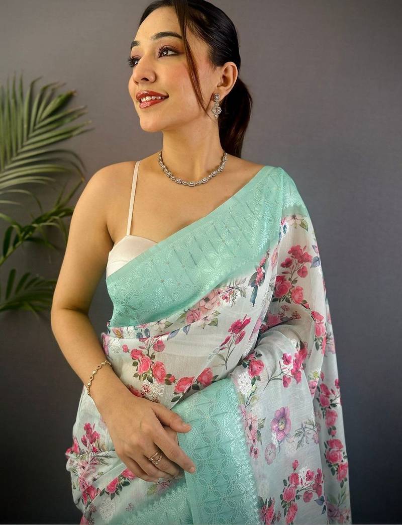 White floral zari silk blend handloom banarasi saree