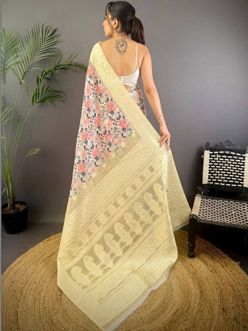 Multicolor floral zari silk blend banarasi saree