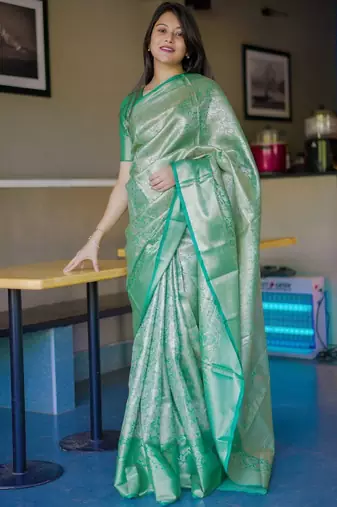 Green floral zari silk blend saree