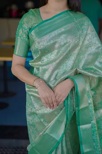 Green floral zari silk blend saree