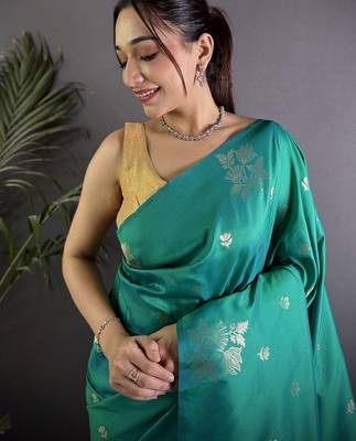 Teal floral woven design zari saree 4