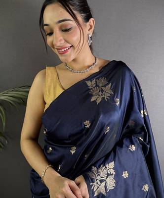 Navy blue woven design zari silk saree 4