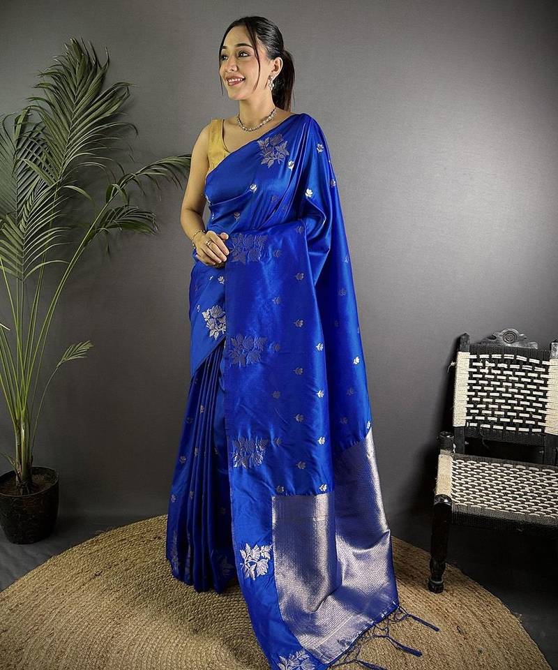Navy blue woven design saree with blouse piece
