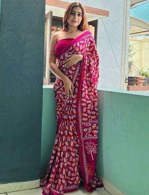 Pink floral printed poly cotton saree 1