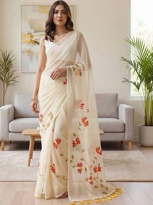 Off white off white floral chiffon saree unstiched blouse 1