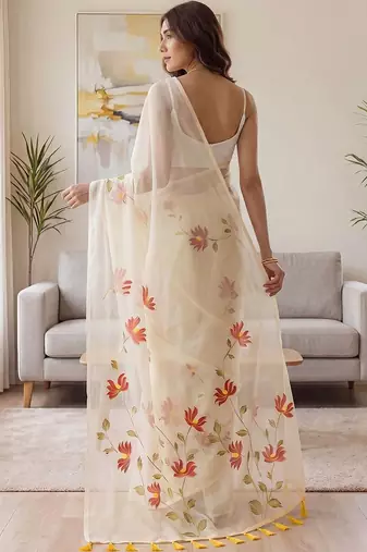 Off white off white floral chiffon saree unstiched blouse