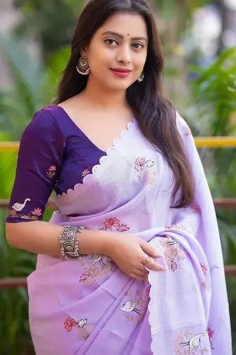 Lavender floral printed embroidered kota doria saree with unstitched blouse piece