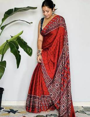 Red ethnic motifs satin block print saree 3