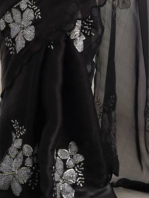 Black floral embellished sequinned saree with blouse 4