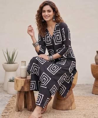 Black printed rayon co-ord set for women 5