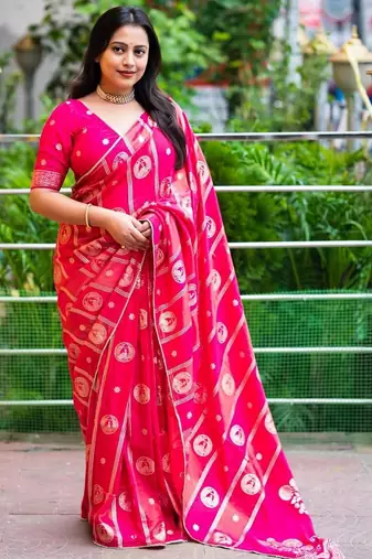 Pink pink woven design silk blend chanderi sarees