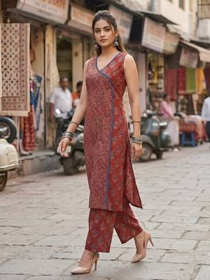 Maroon printed co-ord set for women 4