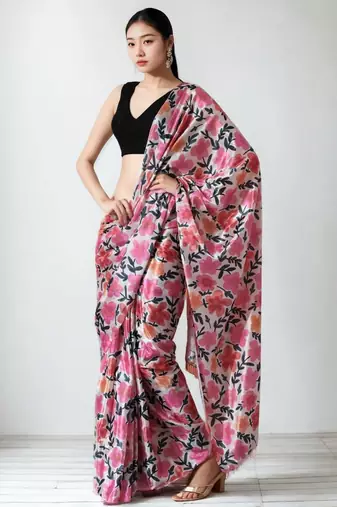 Magenta floral printed saree with matching blouse piece