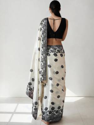 Cream floral silk blend saree 2