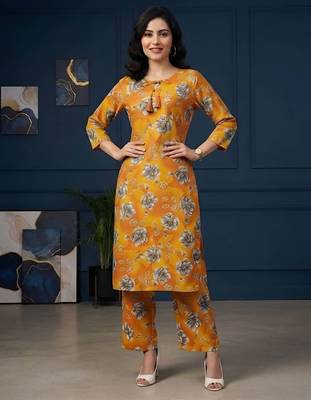 Orange printed co-ord set for women 4