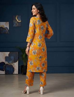 Orange printed co-ord set for women 5