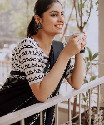 Black ethnic motifs silk blend block print saree 1