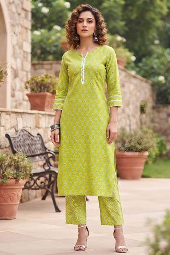 Green printed straight co-ords set for women