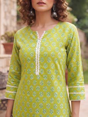 Green printed straight co-ords set for women 2