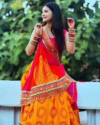 Pink bandhani embroidered pure chiffon bandhani saree 3
