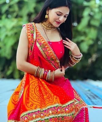 Pink bandhani embroidered pure chiffon bandhani saree 4