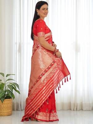 Red women ethnic motifs zari banarasi saree 2