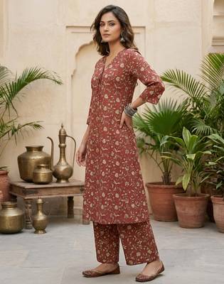 Maroon printed co-ord set for women 5