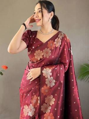 Maroon woven design zari silk cotton banarasi saree 3