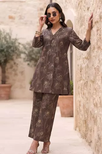Brown printed straight co-ords set for women