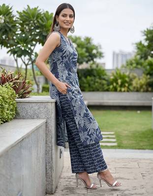 Blue floral printed co-ord set for women 5