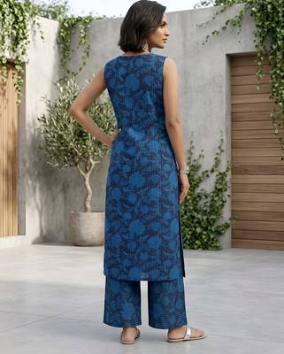 Blue floral printed co-ord set for women 5