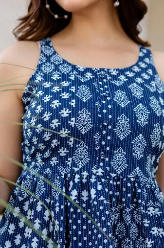 Women navy blue printed co-ord set