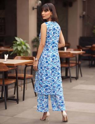 Blue printed co-ord set for women 4