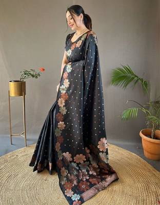 Black woven design zari silk cotton banarasi saree 2
