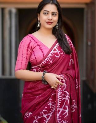 Maroon batik printed chanderi saree with unstitched blosue piece 3