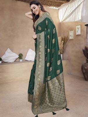 Green woven design zari banarasi saree with unstitched blouse piece 2