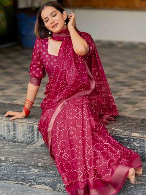 Pink pink printed silk blend bandhani sarees 4