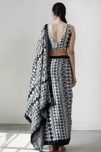 Black silk blend saree
