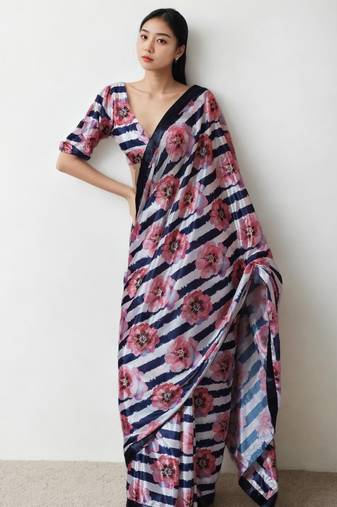 Pink floral print saree with unstitched blouse piece