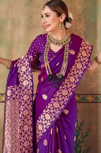Magenta embellished zari kanjeevaram saree