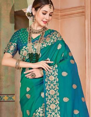 Green embellished zari kanjeevaram saree 2