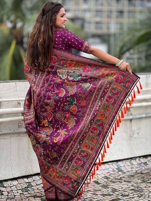 Purple kalamkari printed pashmina saree 3