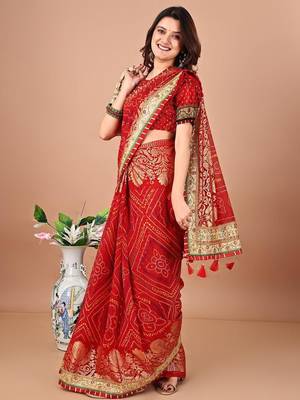 Red bandhani print embellished gotta patti bandhani saree 4