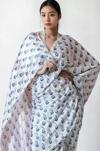 White floral poly chiffon saree