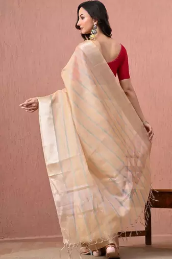Beige woven design pure cotton handloom saree